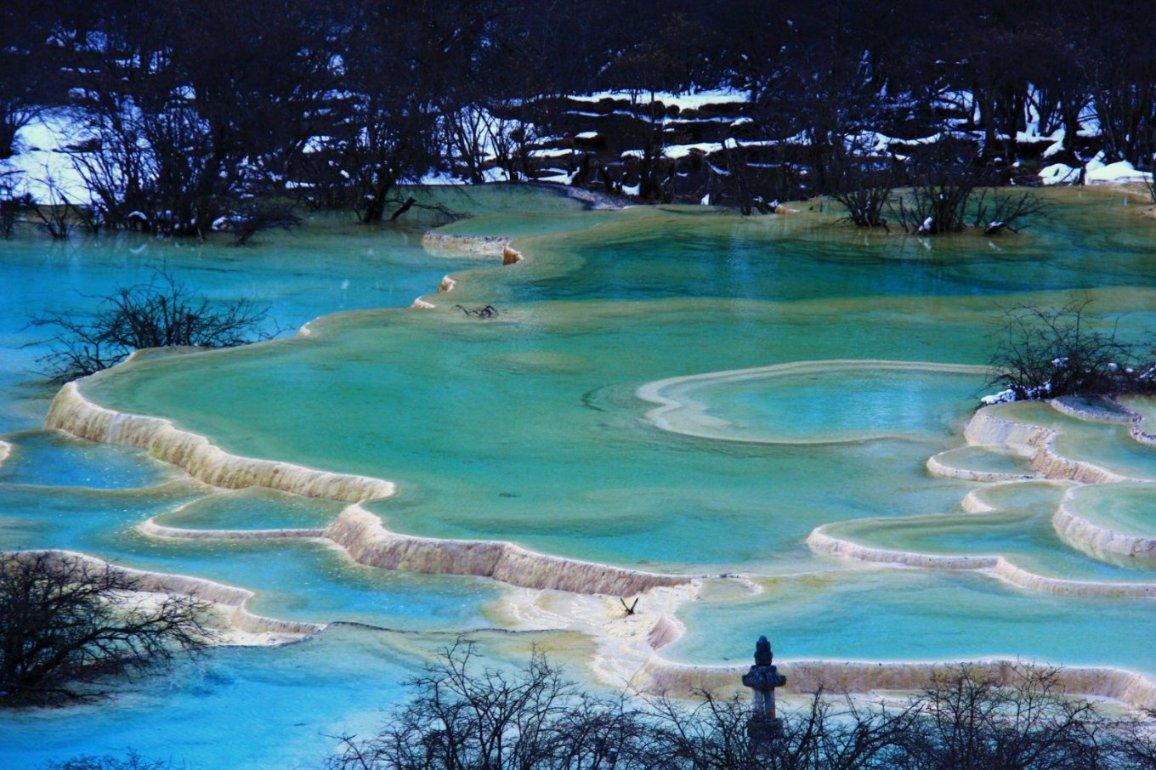 探访郑州迎春灯会：300多位四川工匠奋战月余，昼夜赶工为早日开园